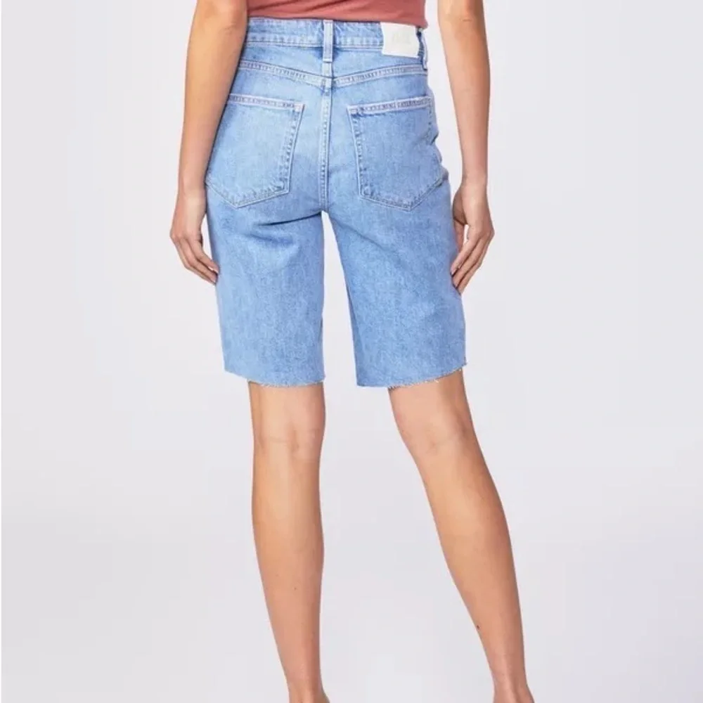 Paige Robbie High Rise Slim Bermuda Denim Blue Jean Shorts Size 24 New
